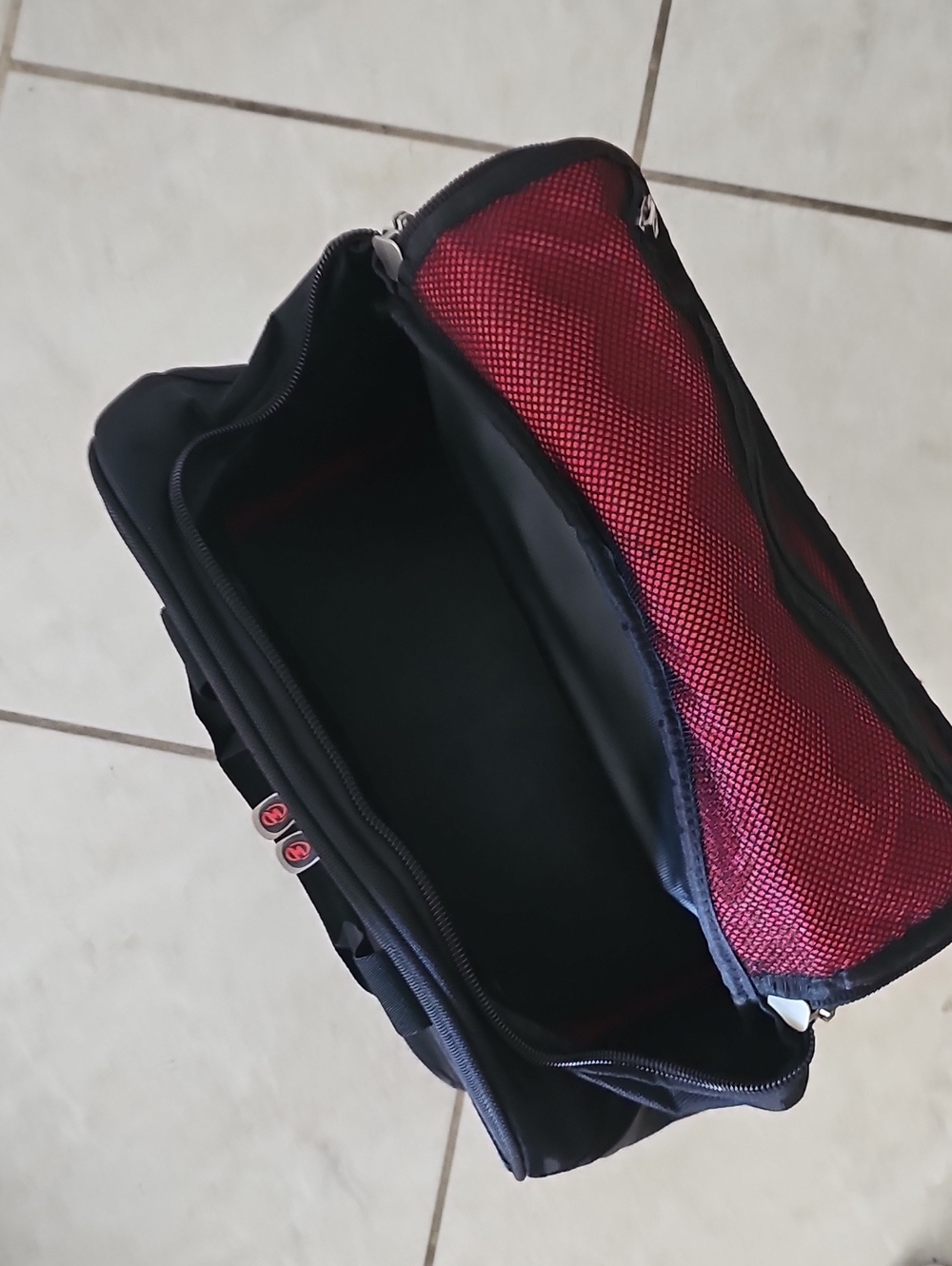 New With Tags โ Marker Excursion Boot Bag - Picture 2 of 3